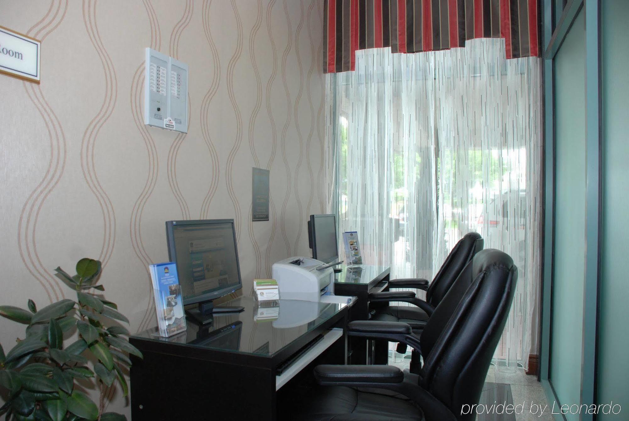 Best Western Plus Travel Hotel Toronto Airport Exteriér fotografie